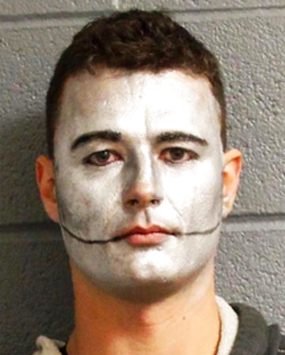 Best weird AP news: Naked Florida man damages patrol car; Cops: Man upset about onions in food threatens restaurant owner; Michigan city rejects pennies for man’s $270 fine