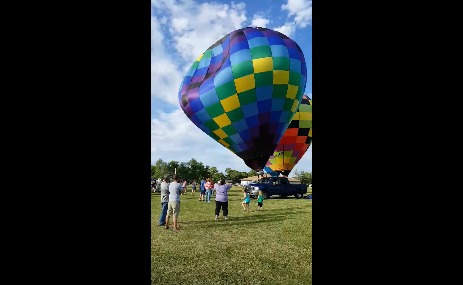 #TodaysViralVideo via Wayne Germain Air balloon launch goes terribly wrong  