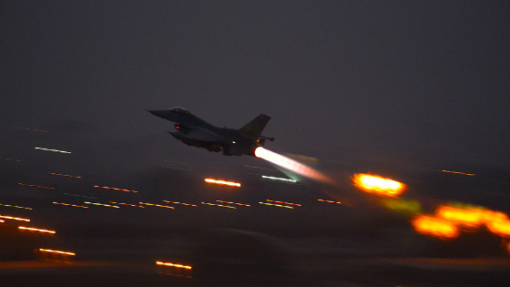 War Crimes Investigators: US Effort to Free Raqqa Responsible for Staggering Loss of Life 